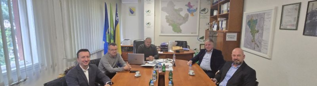 Zvanična posjeta predstavnika Šumarskog fakulteta iz Sarajeva javnom preduzeću „Šume TK“ d.d. Kladanj i općini Kladanj